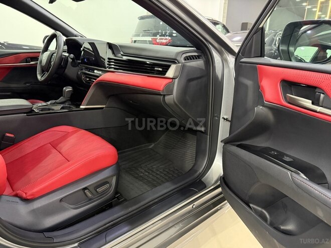 Toyota Camry-33
