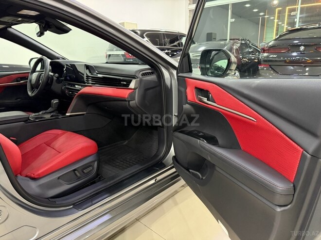 Toyota Camry-32