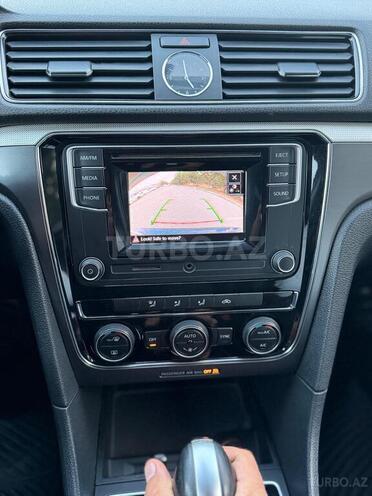 Volkswagen Passat 2017, 133,000 km - 1.8 l - Bakı