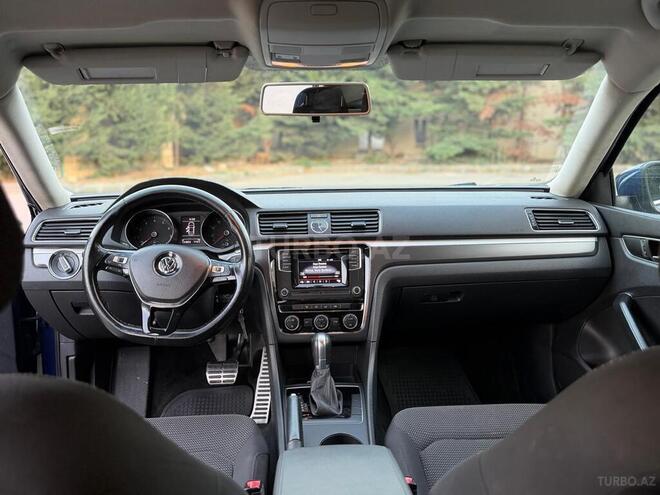 Volkswagen Passat 2017, 133,000 km - 1.8 l - Bakı