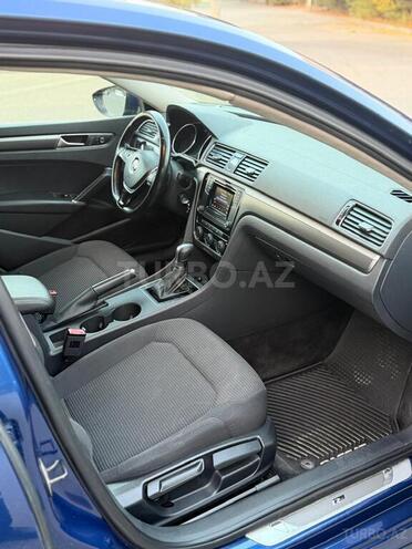 Volkswagen Passat 2017, 133,000 km - 1.8 l - Bakı