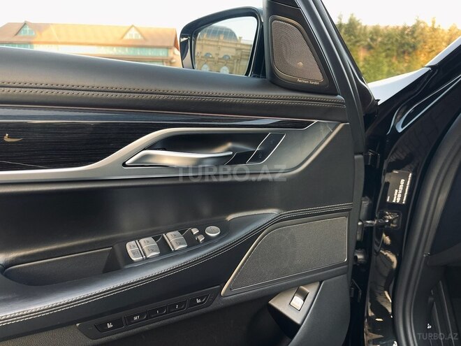 BMW 730-24