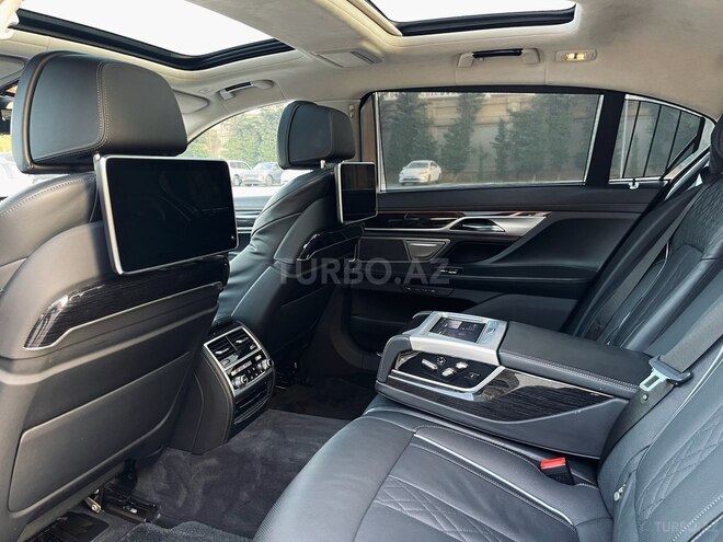 BMW 730-11