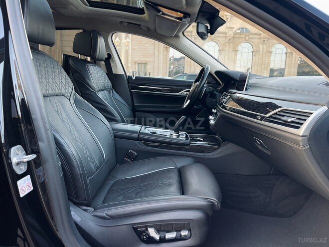 BMW 730-16
