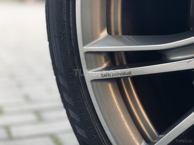 BMW 730-32