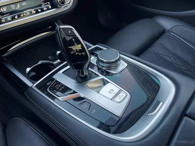 BMW 730-26