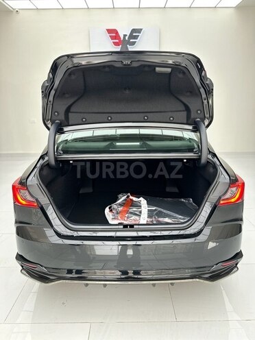 Toyota Camry-9