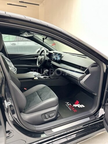 Toyota Camry-13