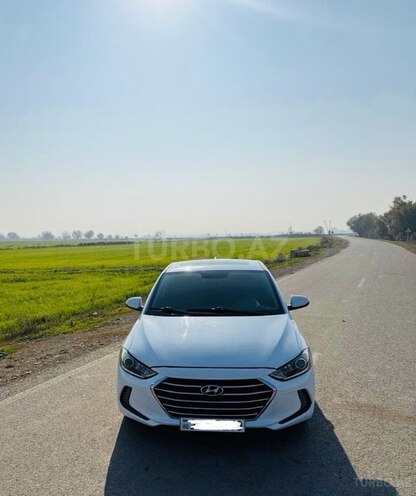 Hyundai Elantra 2017, 124,000 km - 2.0 l - Samux