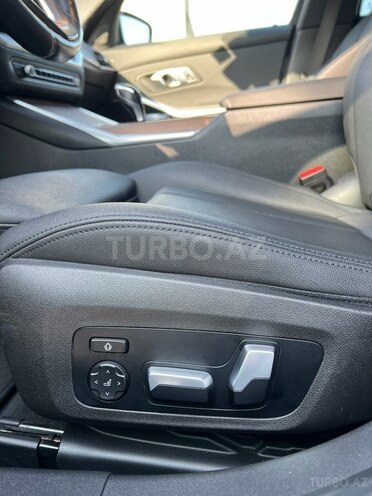 BMW 330e-5