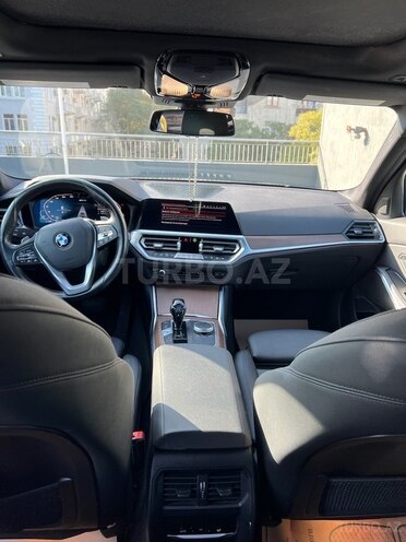 BMW 330e-9