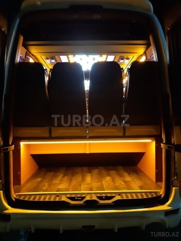 Mercedes Sprinter 318 2017, 335,000 km - 3.0 l - Bakı