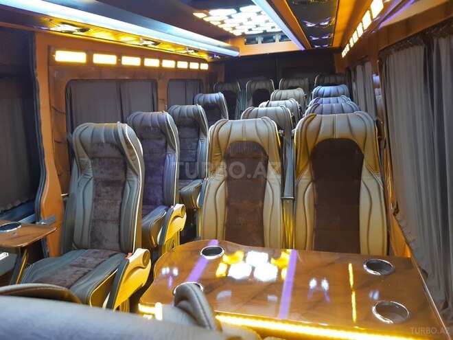 Mercedes Sprinter 318 2017, 335,000 km - 3.0 l - Bakı