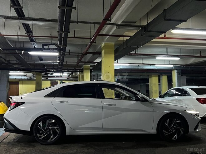 Hyundai Elantra 2024, 33,000 km - 1.5 л - Bakı