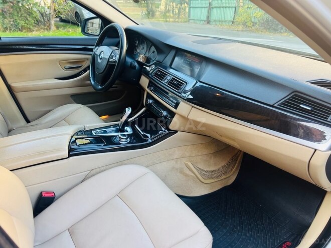 BMW 528 2013, 270,000 km - 2.0 l - Bakı
