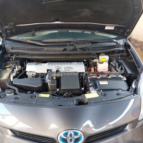 Toyota Prius 2014, 244,620 km - 1.8 l - Bakı