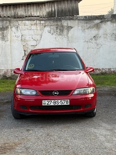 Opel Vectra 2000, 250,000 km - 1.6 л - Qazax