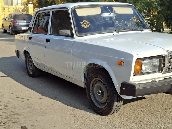 LADA (VAZ) 2107 2005, 250,000 km - 1.6 л - Şirvan