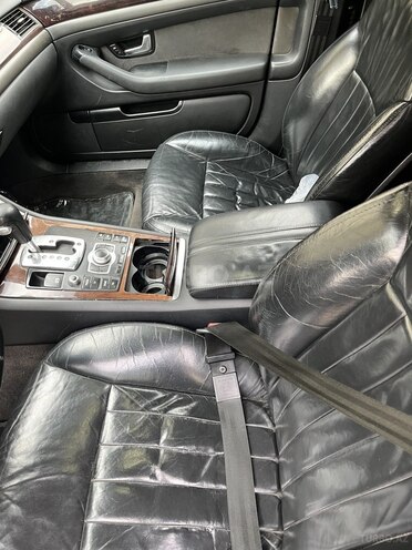 Audi A8 2004, 298,000 km - 3.0 l - Bakı