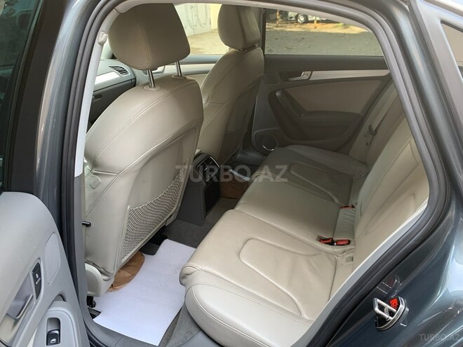 Audi A4 2012, 127,000 km - 2.0 l - Bakı