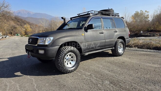 Toyota Land Cruiser-13