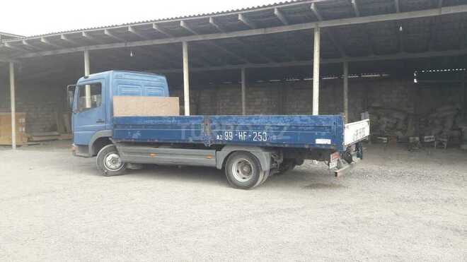 Mercedes Atego 815 2000, 350,000 km - 4.3 l - Bakı
