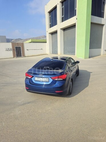 Hyundai Elantra 2015, 273,588 km - 1.8 l - Bakı