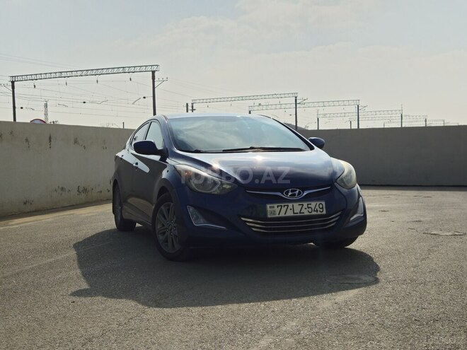 Hyundai Elantra 2015, 273,588 km - 1.8 l - Bakı