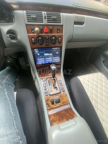 Mercedes E 200 1998, 25,484 km - 2.0 l - Bakı