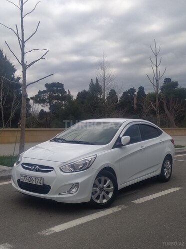 Hyundai Accent 2015, 119,500 km - 1.4 л - Bakı