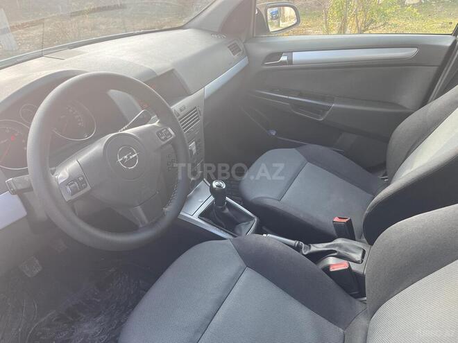Opel Astra 2006, 260,000 km - 1.4 l - Bakı