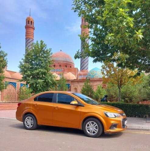 Chevrolet Aveo-8
