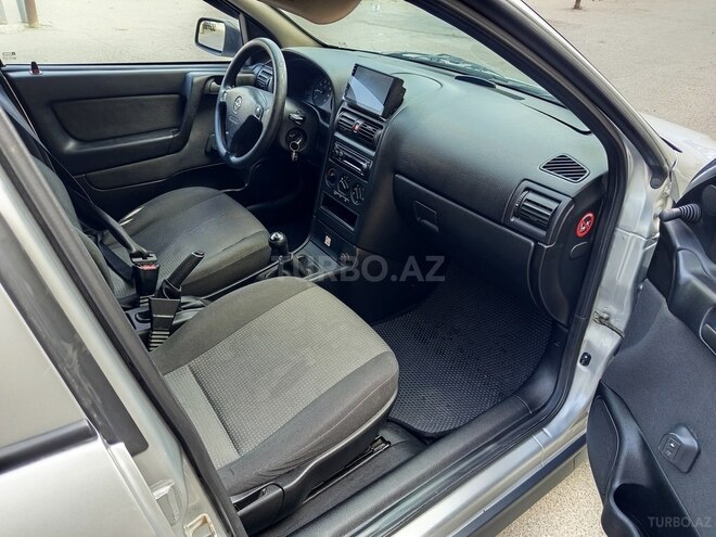 Opel Astra 2005, 228,000 km - 1.4 l - Bakı