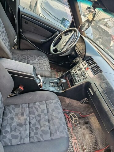 Mercedes C 220 1995, 444,444 km - 2.2 l - Xırdalan