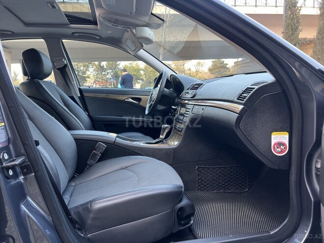 Mercedes E 200 2008, 246,000 km - 1.8 l - Bakı