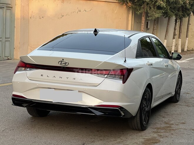 Hyundai Elantra 2020, 32,000 km - 2.0 l - Bakı