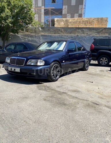 Mercedes C 220 1998, 486,000 km - 2.2 l - Bakı