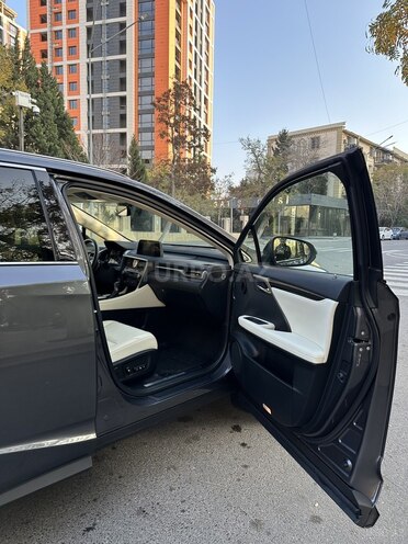 Lexus RX 300 2022, 7,600 km - 2.0 l - Bakı