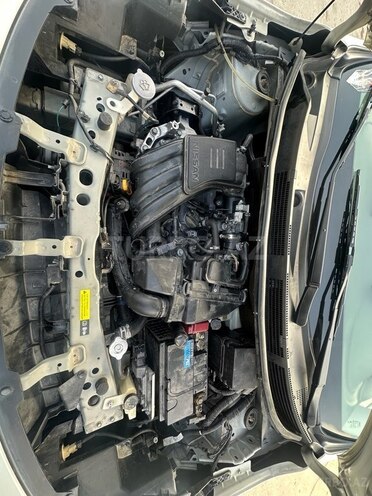 Nissan Latio 2015, 117,000 km - 1.2 l - Sumqayıt