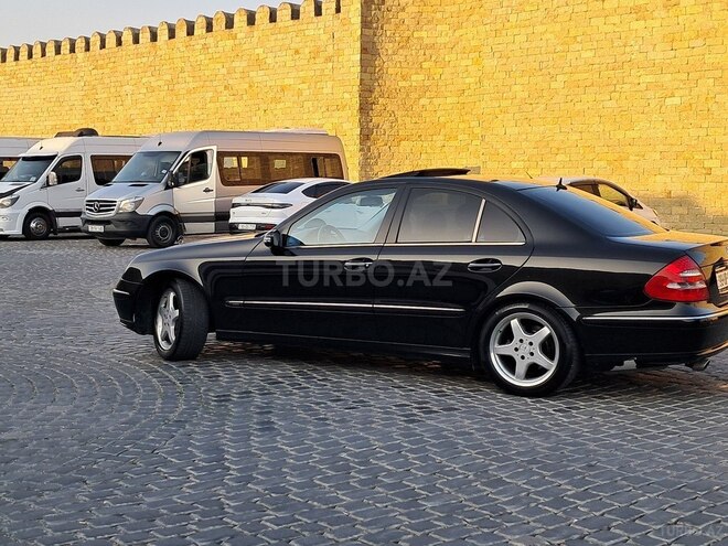Mercedes E 240 2004, 241,310 km - 2.6 l - Bakı
