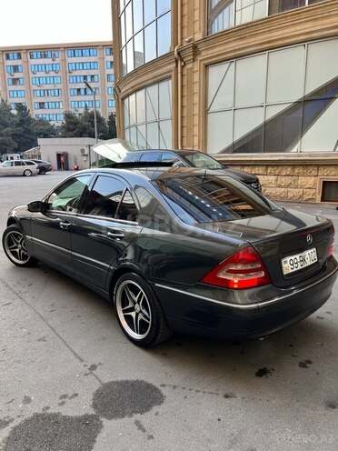 Mercedes C 200 2000, 335,571 km - 2.0 l - Bakı