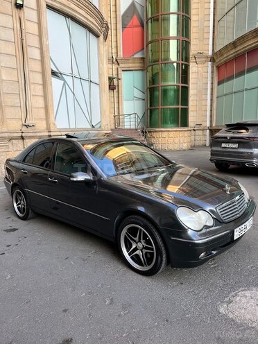 Mercedes C 200 2000, 335,571 km - 2.0 l - Bakı
