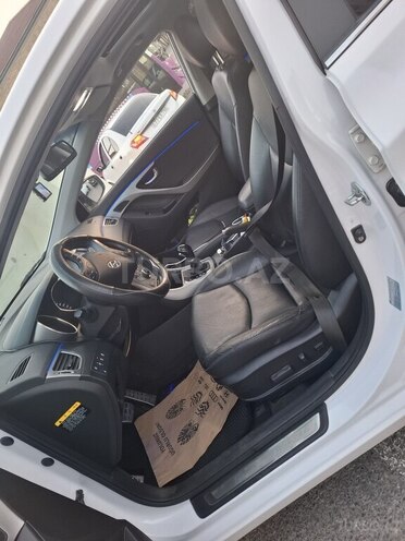 Hyundai Avante 2015, 166,000 km - 1.6 л - Bakı
