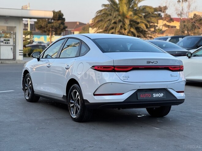 BYD Qin Plus-8