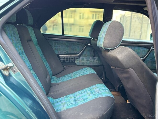 Mercedes C 200 1996, 215,470 km - 2.0 l - Bakı