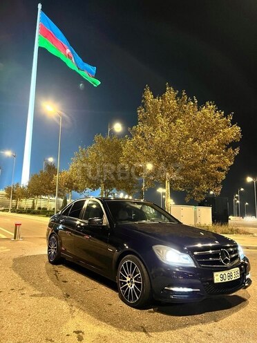 Mercedes C 200 2011, 342,210 km - 2.2 л - Bakı