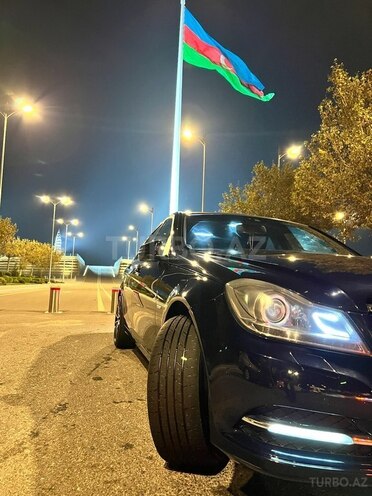 Mercedes C 200 2011, 342,210 km - 2.2 л - Bakı