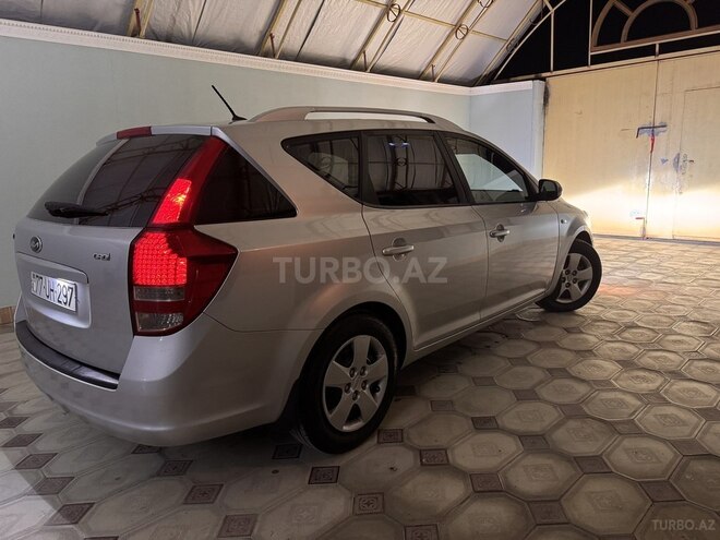 Kia  2010, 298,909 km - 1.6 l - Qəbələ