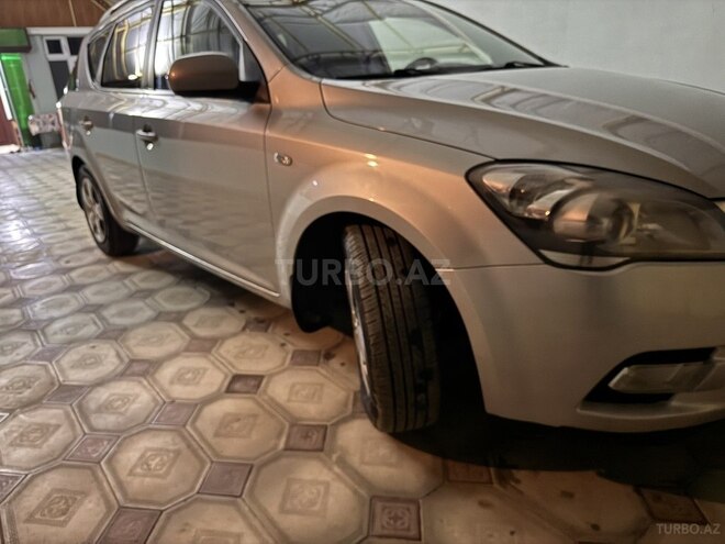 Kia  2010, 298,909 km - 1.6 l - Qəbələ