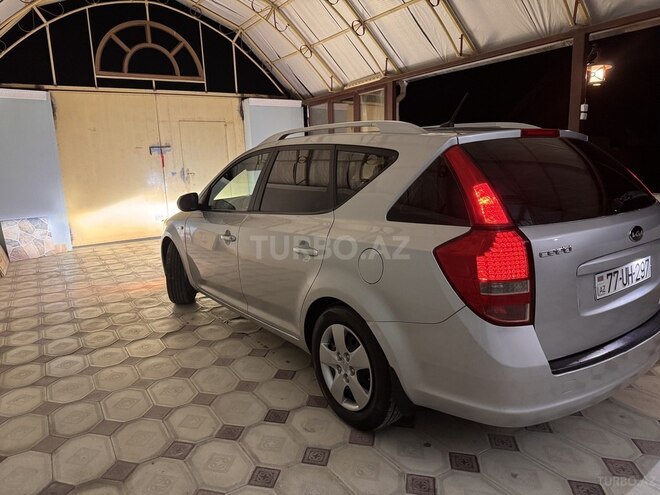 Kia  2010, 298,909 km - 1.6 l - Qəbələ